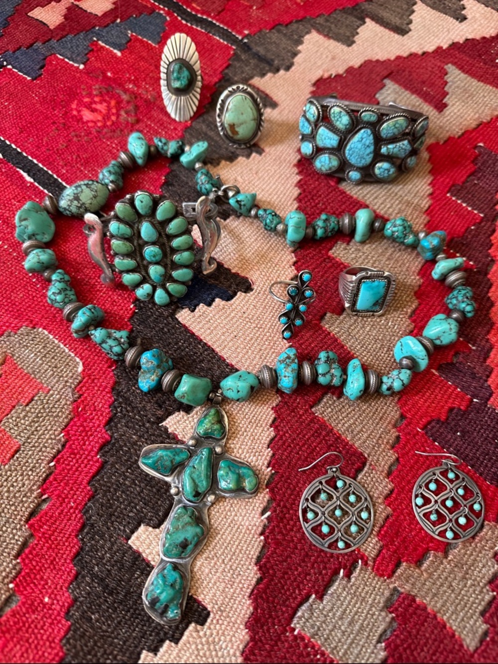 Handmade 4” turquoise cross pendant on an 11.5” turquoise nugget necklace 🤩 - Picture 3 of 17